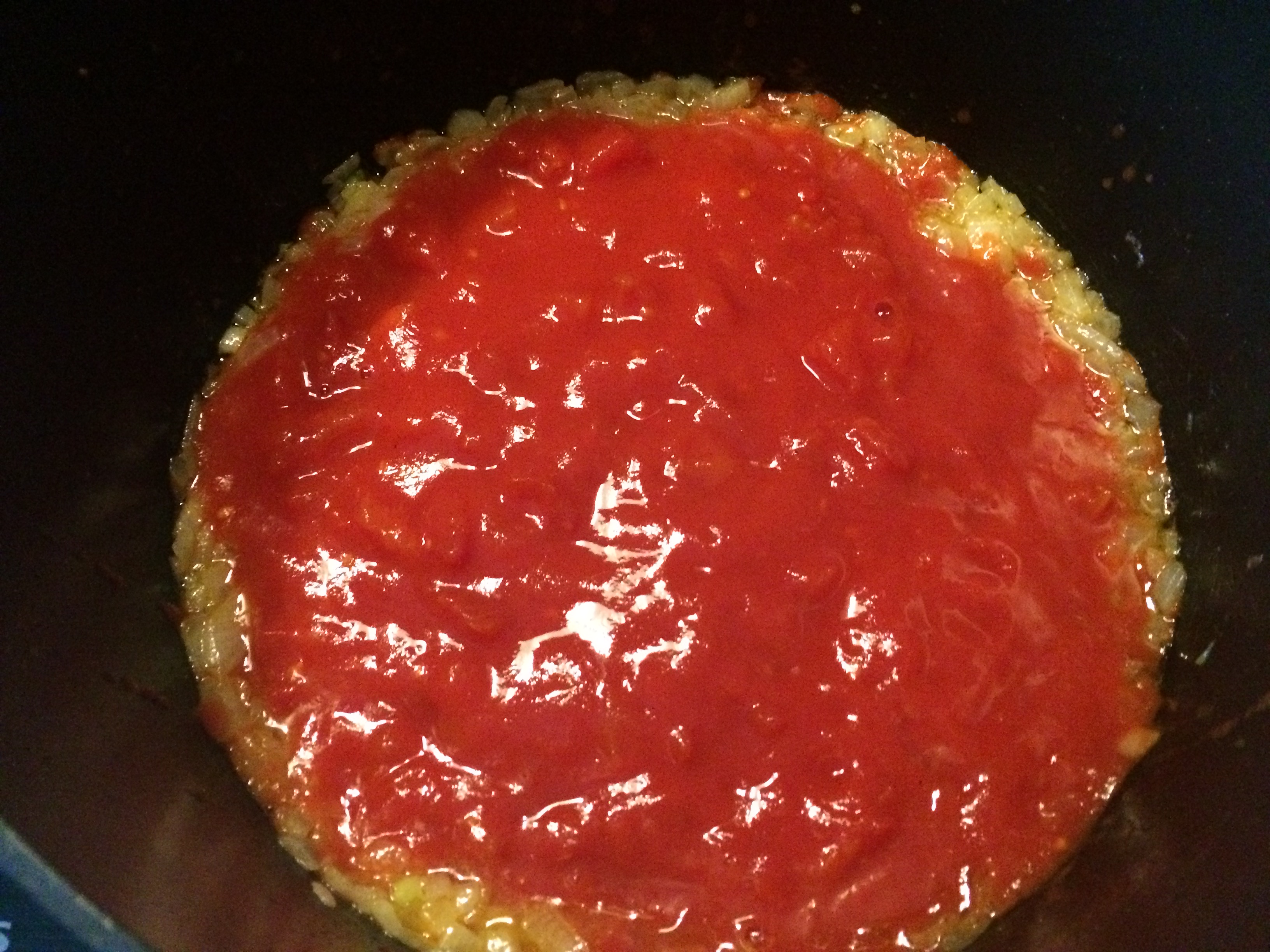 Cremige Tomatensuppe mit Sherry | Juli´s Pink Kitchen Cremige Tomatensuppe mit Sherry | Juli´s Pink Kitchen